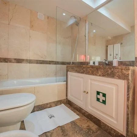 Saldanha Executive By The Portuguese Butler * Lisboa